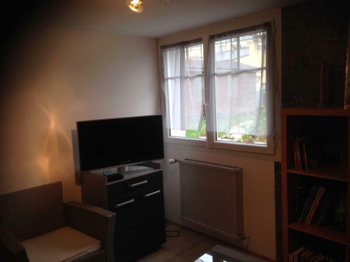 Chambre D'Hotes Hola ลาวาล ภายนอก รูปภาพ